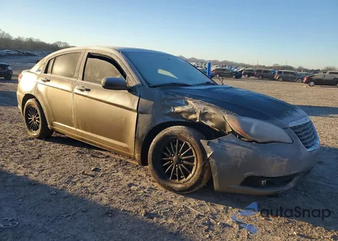2013 Chrysler 200 Touring from USA, damaged, VIN 1C3CCBBG5DN766331